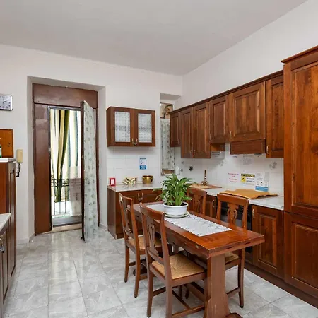 Grotta Di Rita 3*