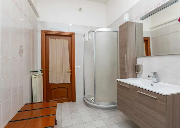 Grotta Di Rita 3* Turín